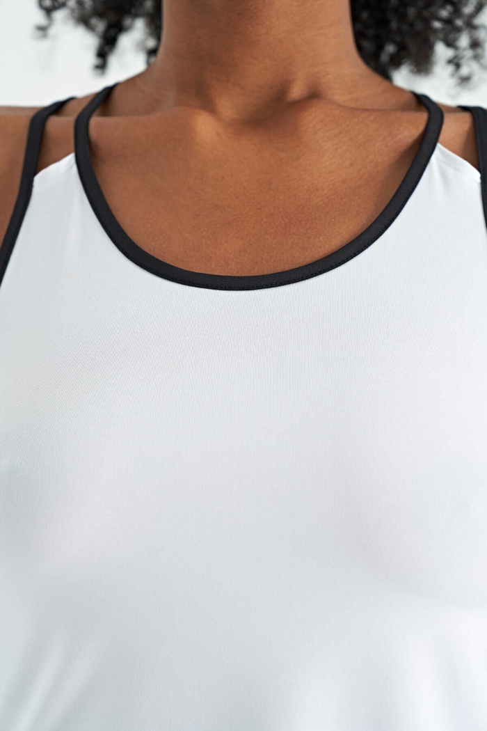   :LAVE-030-BLOUSE-WHITE-GREY
