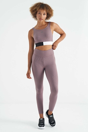   :3803 VEST-1536