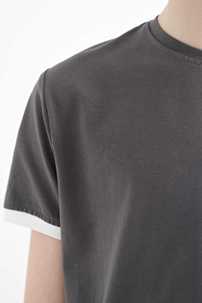   :20674 DLF WHITE T-SHIRT