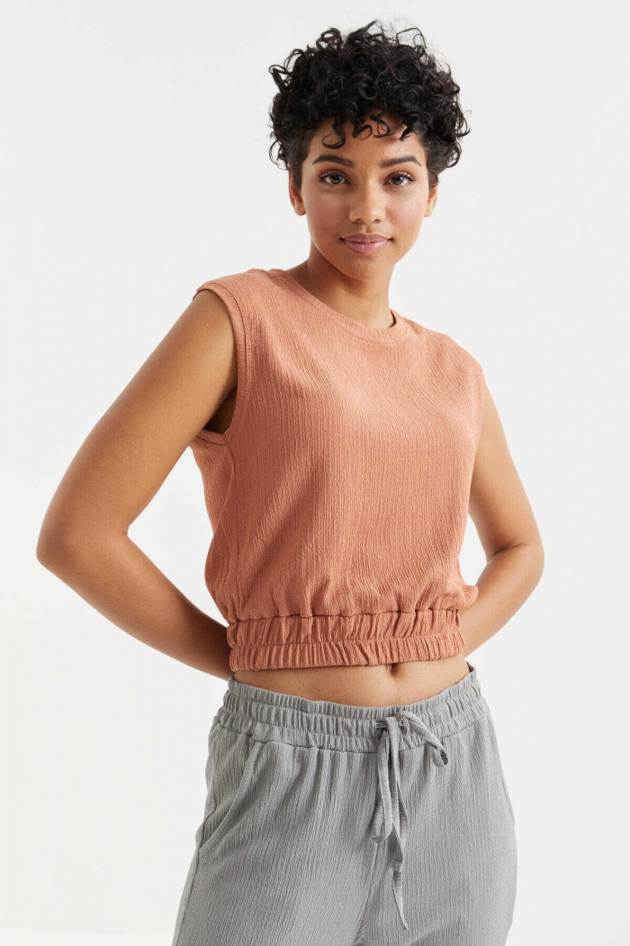   :8884 ADRIANA - 1999 - 01