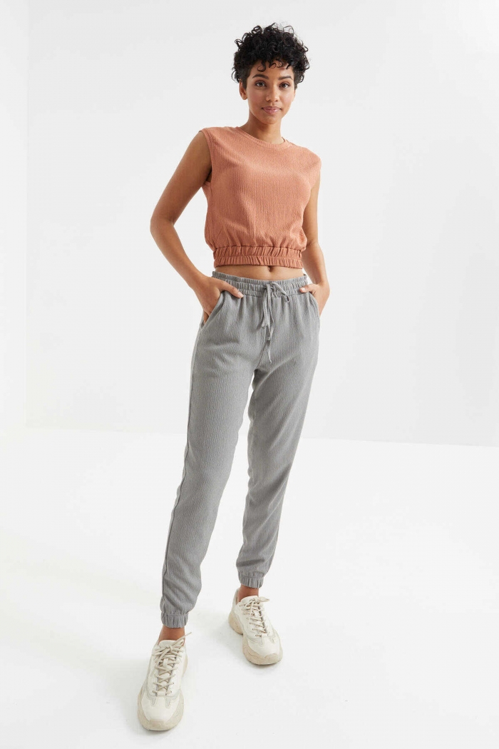   :8884 ADRIANA - 1999 - 01