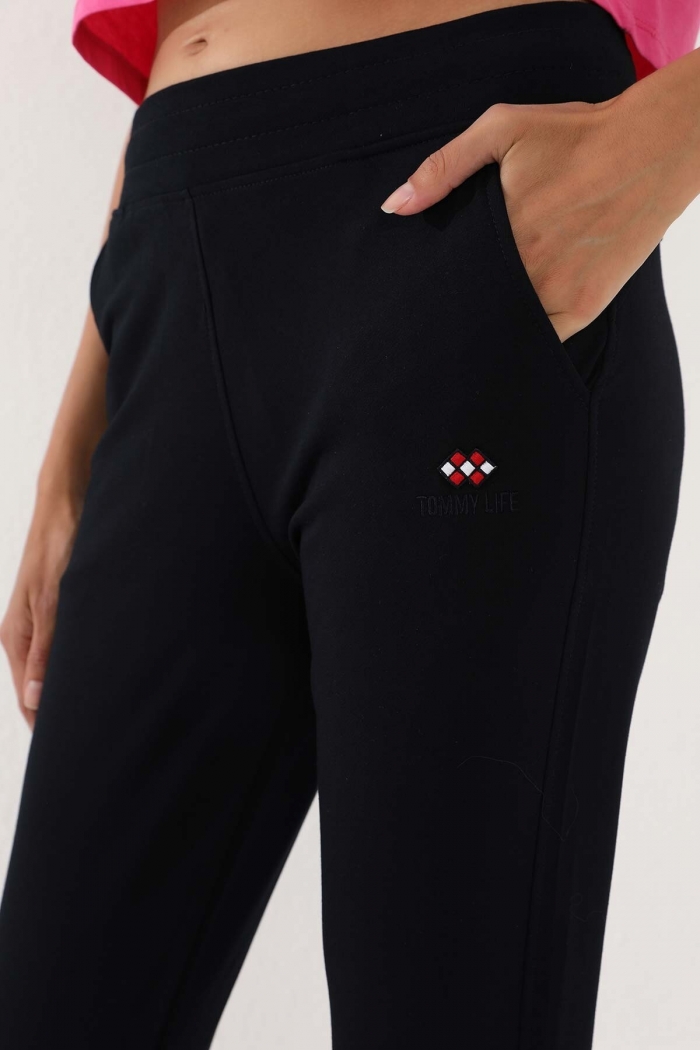   :8171-ALONZO-5748-BLACK