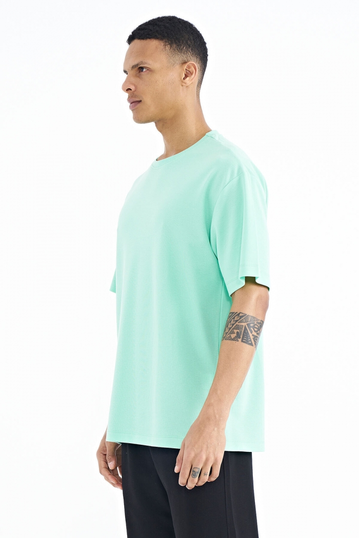   :14651 PULLOVER BLACK