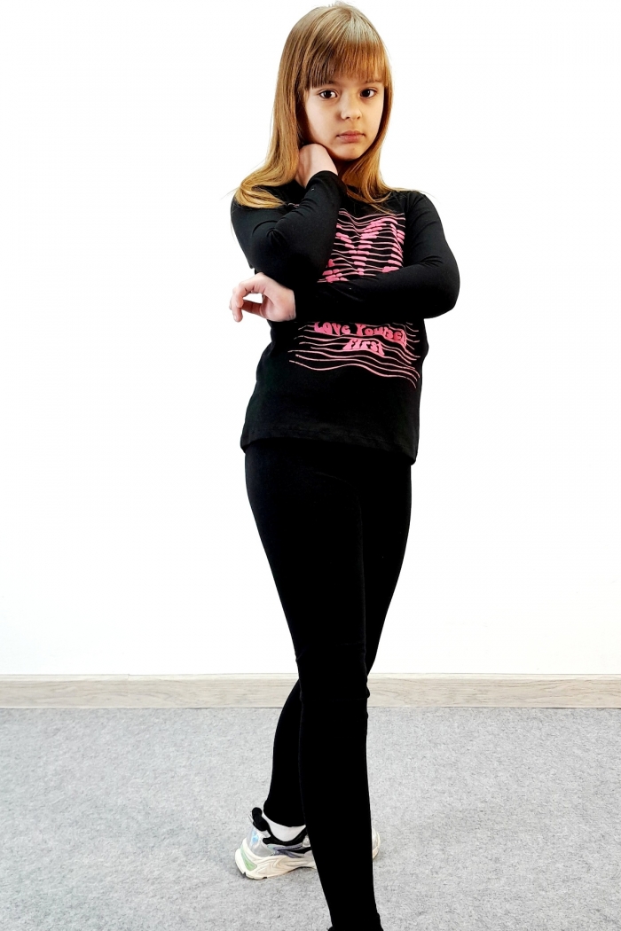   :21393 V NECK T-SHIRT RED