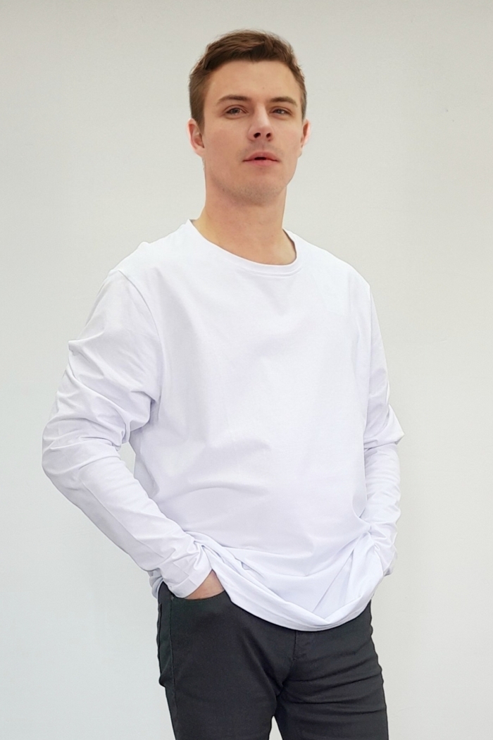   :19448 ENR BLACK T-SHIRT