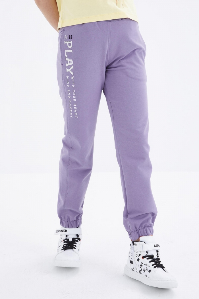   :373 ANASTASIA EMB-15