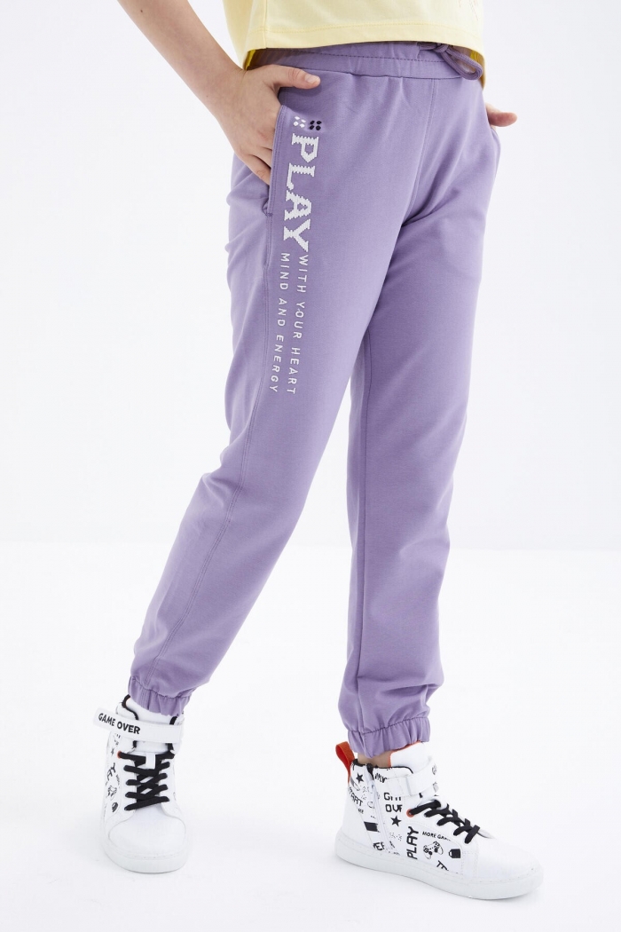  :373 ANASTASIA EMB-15